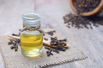 Benefits of Clove Oil For Teeth