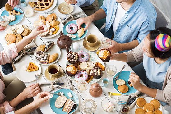 Teeth Hurt While Eating Sweets? – Lucky Teeth